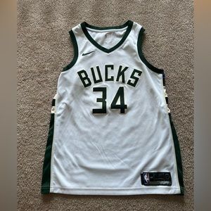 Nike Giannis Antetokounmpo Milwaukee Bucks jersey